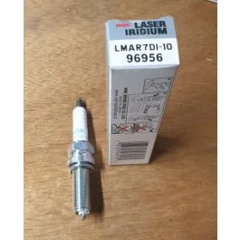 candela di accensione ngk lmar7di-10