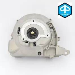 Pompa acqua completa coperchio volano piaggio MP8482585