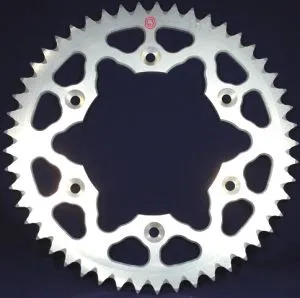 Corona 50 Denti Sitta in Ergal, passo 520, Honda vari modelli Cross/enduro tra cui CRF 250 04-18 - CRF/CRE 450 02-17 - Beta 430 RR/RS codice 101N50 (Vedi descrizione)