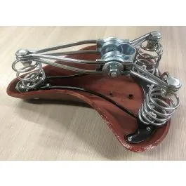 sella bici vintage con molle marrone